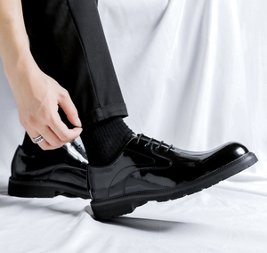 Chaussures habillées pour hommes en cuir noir brillant DFB0924 - Product Image 3