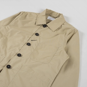 เสื้อแจ็คเก็ตเบเกอร์แบบมีกระเป๋าสี่ช่องด้านหน้าทรงโค้งทำจากโพลีเทคแบบรีไซเคิลทรงปกติขนาดพอดีสำหรับใส่สบายในชีวิตประจำวัน - Product Image 3