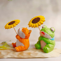 Statue d'animal en bois sculptée à la main et peinte, figurine mignonne de chat, grenouille, panda avec tournesol, petit ornement de table