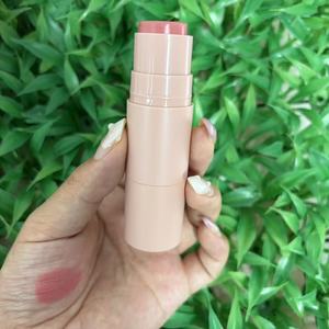 บลัชออนแบบแท่งสองหัว ครีมทาปากและแก้ม สีชัด ติดทนนาน เนื้อเนียนนุ่ม ชุ่มชื้น ผลิตภัณฑ์เครื่องสำอางสำหรับใบหน้า แบรนด์ส่วนตัว - Product Image 4