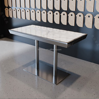 Ensemble de table et de chaises de salle à manger de luxe avec banquettes circulaires pour restaurant, chaise en cuir nordique confortable
