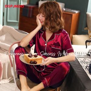 Pijama de bambú para mujer, Conjunto de pijama personalizado de alta calidad de Vietnam, ropa de dormir de algodón de 2 piezas para mujer - Product Image 3