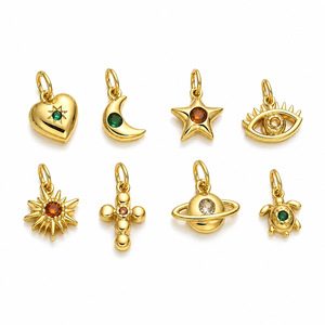 Mini-breloques HD590 en laiton plaqué or 18 carats avec zircon cubique coloré, pendentifs Cœur/Lune/Étoile/Œil porte-bonheur/Tortue pour la création de bijoux DIY - Product Image 5