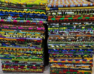 Nouveau motif de <span class=keywords><strong>tissu</strong></span> parapluie au design tendance, imprimé wax africain, imprimé hollandais, brocart, tissé en trame, uni, type fil peigné - Product Image 1