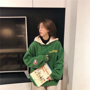 Nuevo Conjunto de Dos Piezas de Sudadera Estilo Coreano Holgado con Doble Capucha, Diseño de <span class=keywords><strong>Lobo</strong></span> Salvaje, Estilo Hong Kong, para Parejas - Product Image 3