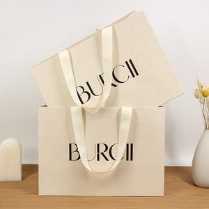 Sacchetti di carta di lusso stampati personalizzabili per abbigliamento Boutique di moda Business con manico incorporato - Product Image 2