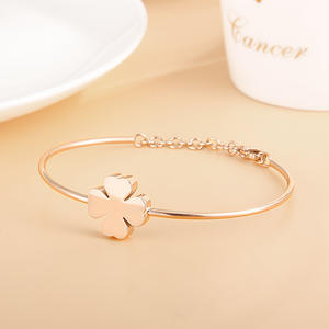 गर्म बिक्री रंगीन कंगन महिलाओं चार पत्ती सोने स्टेनलेस स्टील तिपतिया घास कंगन - Product Image 3