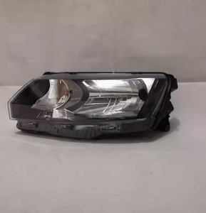 Gruppo faro auto per <span class=keywords><strong>Skoda</strong></span> <span class=keywords><strong>Rapid</strong></span> Spaceback <span class=keywords><strong>2013</strong></span>-2017 indicatore di direzione del faro modificato - Product Image 3