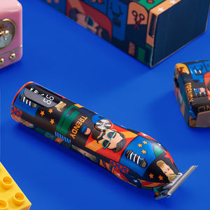 Nouveauté : Tondeuse à <span class=keywords><strong>cheveux</strong></span> électrique portable en acier inoxydable avec écran LCD, personnalité graffiti, USB, pour hommes, usage domestique - Product Image 6