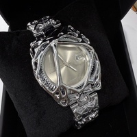 Nouveautés Montre Homme Luxe Mode Forme Toile d'Araignée Extraterrestre Reloj Montre-bracelet en Acier Inoxydable Étanche Montres à Quartz pour Hommes