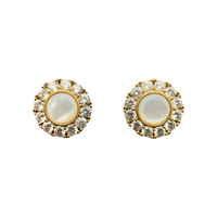 Vente chaude Dames Bijoux De Mode Plaqué Or Naturel Shell Boucles D'oreilles avec Perle Gemme Incrusté pour Anniversaires Style À La Mode