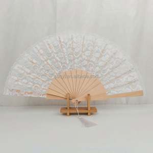 Abanico de mano de madera de alta calidad de 23 cm con borla, abanico hueco de encaje para bodas, publicidad y regalos - Product Image 2
