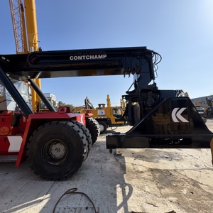 Gebruikt Kalmar 45 ton reachstacker DRF450 DRT450 met motor en weinig werkuren, tweedehands materiaalafhandelingsapparatuur - Product Image 4