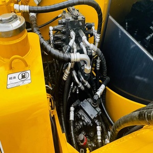 Máquina excavadora Komatsu PC70 Original de Japón, excavadora mediana de segunda mano en buenas condiciones con motor central a bajo precio - Product Image 5