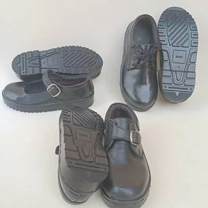 รองเท้าโรงเรียน Rada กันน้ำ น้ำหนักเบา ยืดหยุ่น ช่วยส่งเสริมการพัฒนาเท้าตามธรรมชาติ สำหรับเด็กอายุ 5-12 ปี มีบริการรับผลิตแบรนด์ส่วนตัว - Product Image 1