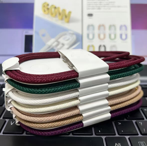 Cabo de Dados Tipo C PD60w para Carregamento Rápido, Cabo Trançado Duplo Tipo-C, Adequado para Carregamento Rápido C-C - Product Image 6