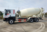 Camion malaxeur à béton 6X4 14m de bonne/haute qualité à prix raisonnable avec moteur et boîte de vitesses, norme d'émission Euro, haute efficacité
