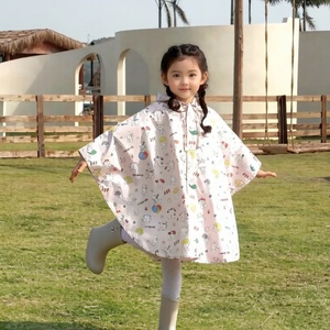 Chaqueta Impermeable <span class=keywords><strong>para</strong></span> Niños de Alta Calidad con Capucha Ajustable - Fácil de Usar y Guardar - Product Image 4