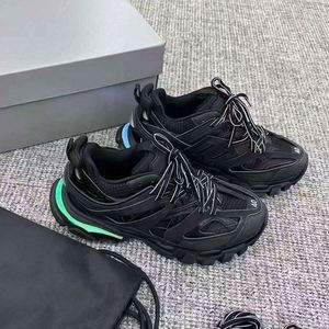 Chaussures Chunky Peep Toe en Cuir Véritable Style Rétro – Baskets Célèbres - Product Image 3