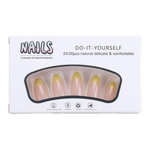 <span class=keywords><strong>Manicura</strong></span> <span class=keywords><strong>Francesa</strong></span> en Degradado <span class=keywords><strong>Amarillo</strong></span> Limón, Base Nude para un Diseño de Uñas en Forma de Almendra Fresco y Moderno que Favorece la Piel Clara - Product Image 6