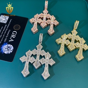 Pendentif Croix en Argent 925 avec Moissanite Taille Baguette, Sertie de Moissanites, Testée au Diamant Testeur, Colliers Pendentifs Raffinés - Product Image 5