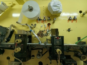 Sanitary Napkin and <strong>Diaper</strong> Making <strong>Machine</strong> Ultra Thin Pads Ladies Sanitary Napkin <strong>Machine</strong> Low <strong>Cost</strong> - Product Image 5