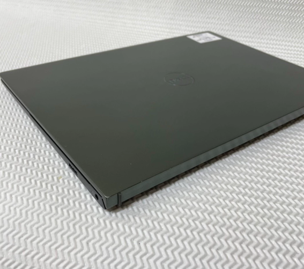 Ultra Thin Laptop - Dell Vostro 13 5310 with Intel Core I7