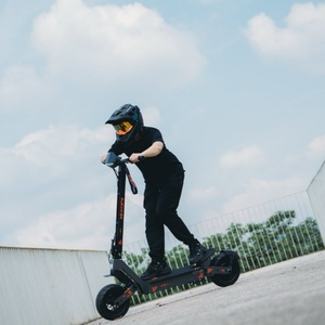 Oferta Especial de Black Friday en Almacén de la UE, Nuevo Scooter Eléctrico Plegable Kukirin G4 con Batería de Litio, Potencia Nominal, Rápido - Product Image 1