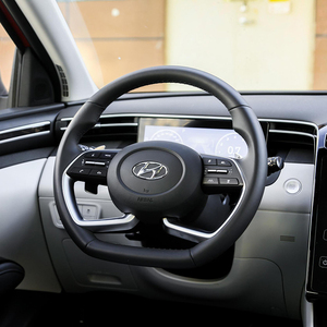Para <span class=keywords><strong>Hyundai</strong></span> <span class=keywords><strong>Tucson</strong></span> L 1.5t, Auto Compacto Nuevo con Bajo Kilometraje, Tracción en Dos Ruedas, Cámara Trasera, Control de Crucero, Techo Metálico - Product Image 2
