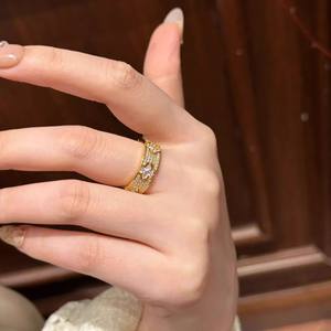 Anelli di Lusso Francesi Placcati Oro e Argento con Diamanti, Anello Regolabile a Quadrifoglio con Zirconi Cubici per Regali e Feste - Product Image 6