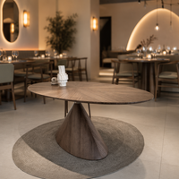 Table à manger ovale en bois massif, base conique, style moderne du milieu du siècle, table à manger en noyer, grande taille, table pour la maison ou le restaurant