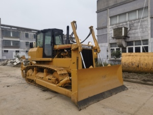 Bulldozer CAT D6G d'occasion, robuste, fabriqué au Japon, haute performance - Product Image 2