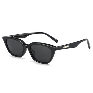แว่นตาแฟชั่น H80308 รุ่นปี 2023 ทรงสี่เหลี่ยมแบบตาแมวสำหรับผู้หญิง - Product Image 5
