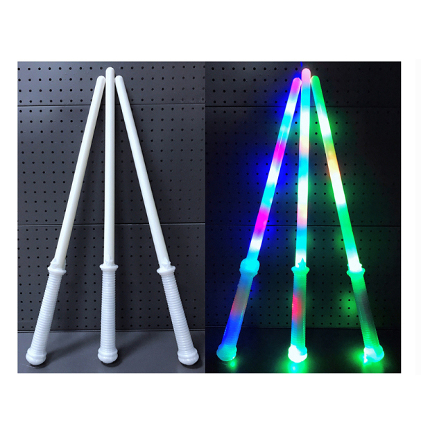 29 дюймов супер яркий светодиодный световой меч 7 видов цветов 12 шт. светодиодные 3 режима светодиодная вспышка стиль свечение в ночное платье для вечеринки; Карнавальные продвижение OEM