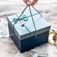 Boîte cadeau carrée en carton sur mesure avec fermeture magnétique, logo/design graphique personnalisable, boîte cadeau vide pour anniversaire