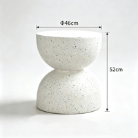 Table basse sculpturale torsadée, durable, portable et moderne – Utilisation intérieure/extérieure, mobilier texturé pour salon, décoration intérieure