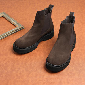 Nouvelles Chaussures Habillées en Cuir pour Hommes, Style Anglais, à Bout Pointu, Gravées, Décontractées et Formelles, Meilleures Ventes - Product Image 1