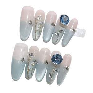 Etiqueta privada personalizada al por mayor 3D piedras preciosas acrílicas envolturas de <span class=keywords><strong>uñas</strong></span> de alta calidad rosa <span class=keywords><strong>azul</strong></span> <span class=keywords><strong>uñas</strong></span> postizas para puntas largas diseño dedo - Product Image 2