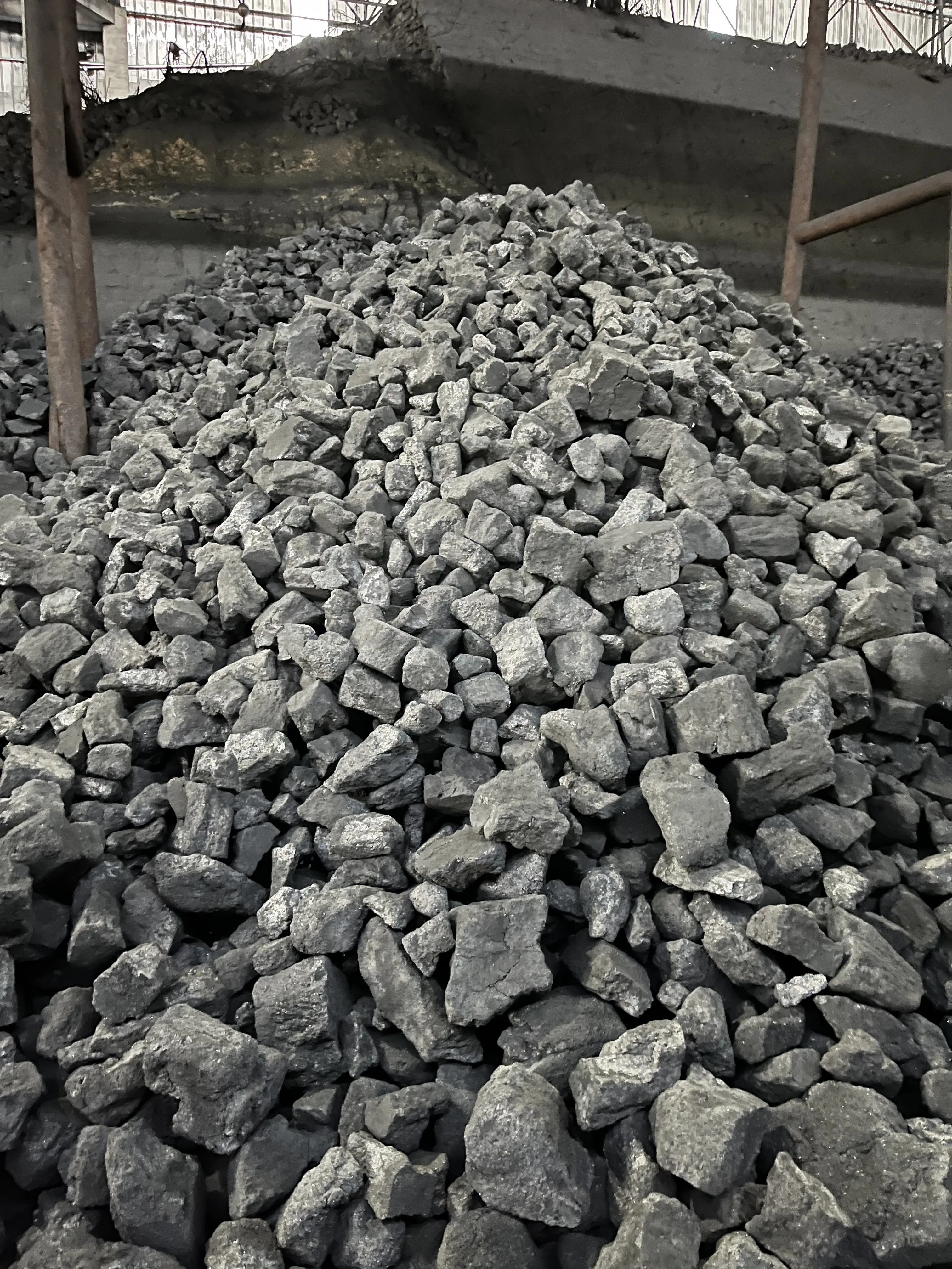 80mm-120mm Foundry Coke With 8% Ash 90% Fixed Carbon Exported From China