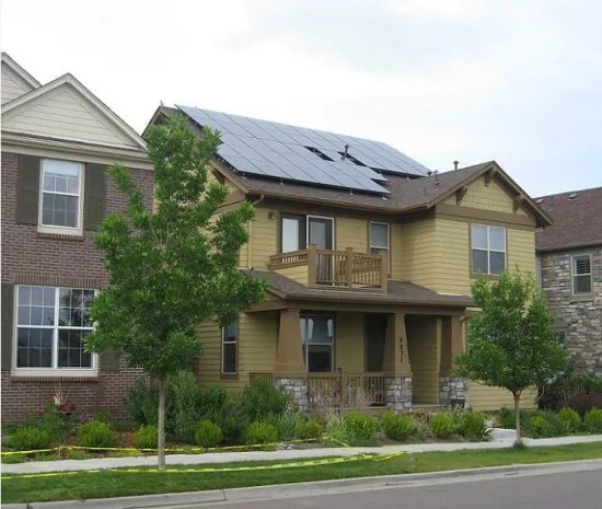 700 watts solar panels
