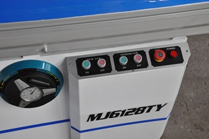 Bảng điều khiển <span class=keywords><strong>Saw</strong></span> Hướng dẫn hoạt động trượt bảng <span class=keywords><strong>Saw</strong></span> cắt gỗ máy cho chế biến gỗ - Product Image 2