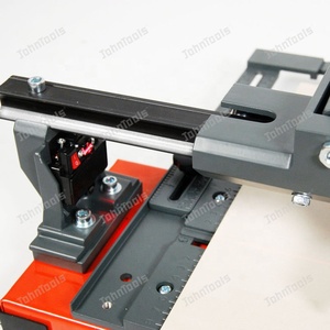 Outils de Coupe De carreaux Équipée avec <span class=keywords><strong>Laser</strong></span> pour Couper les Carreaux De Céramique pour L'installation Du Plancher et Mur Carreaux Brun Boîte de Base En Acier - Product Image 3