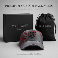 Casquette de baseball brodée personnalisée en gros, casquettes de baseball à bord vieilli, emblème gothique métallique 3D, motif toile rouge, doublure en satin, OEM
