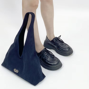 Bolso de hombro de lona a la moda para mujer, copia Original, triángulo modificado con axila, diseño portátil, forro de poliéster - Product Image 1