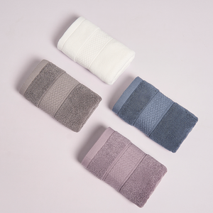 <span class=keywords><strong>Asciugamani</strong></span> da Bagno di Lusso in Puro Cotone all'Ingrosso, Spessi per Adulti, Regali per Stand Fieristici, Loghi Ricamati, Tecniche di Tessitura - Product Image 3