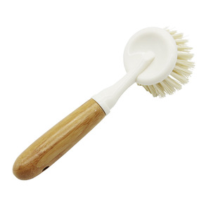 Bamboo Pot Scrubbing <b>Brush</b> Round Head Long Handle Multi Functional Kitchen <b>Cleaning</b> <b>Brush</b> - Product Image 1