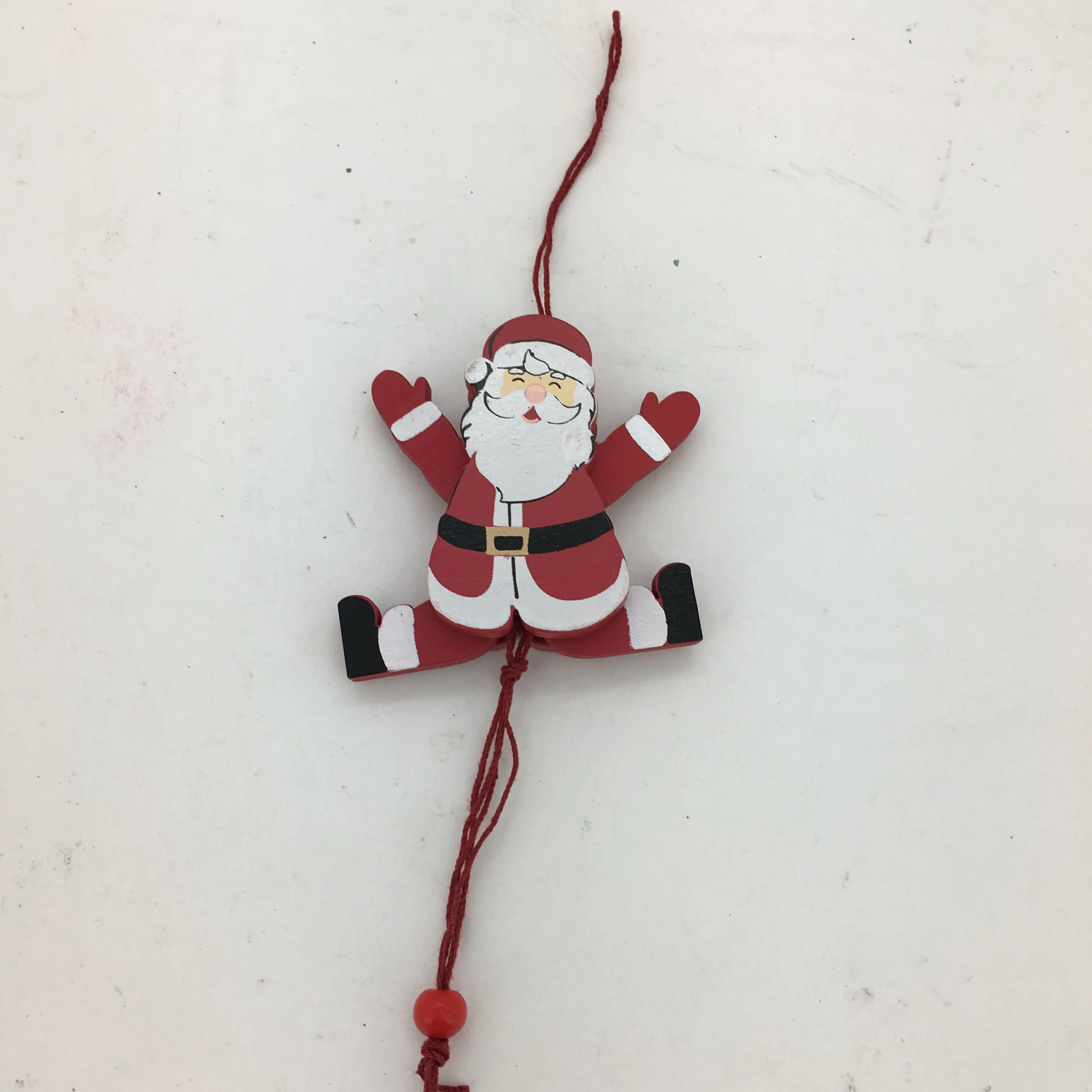 Natal De Madeira Pendurado Ornamento Papai Noel Puxando Boneca Para Presente das Crianças