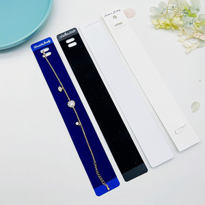 3*21 <span class=keywords><strong>plastique</strong></span> bracelet <span class=keywords><strong>carte</strong></span> carton bijoux emballage <span class=keywords><strong>carte</strong></span> PVC autocollant suspendu flanelle <span class=keywords><strong>carte</strong></span> hot silver listing - Product Image 1