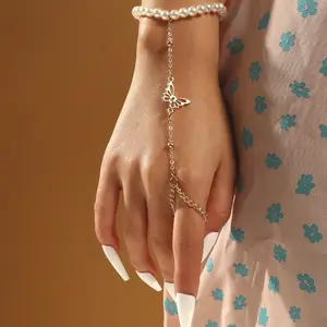 Pulseira pingente borboleta feminina, bracelete para mulheres punk dedo anel, joia estética, nova moda 2022