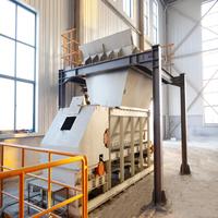 Alimentateur automatique pour boîtes de traitement de l'argile humide et de la schiste avec débit d'alimentation réglable